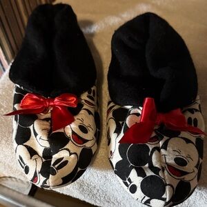 Mickey Mouse Slippers with Red Bow. Size 6 1/2-7 1/2